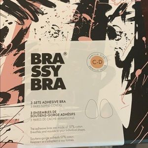 Brassy Bra C-D Vanilla unopened 3-pack